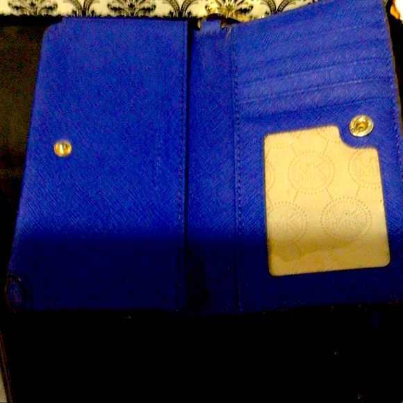 Michael Kors Blue Wallet - Picture 3 of 6